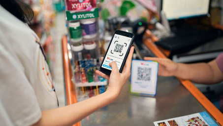 Các nhân tố ảnh hưởng đến quyết định lựa chọn thanh toán không dùng tiền mặt của người tiêu dùng tại các ngân hàng thương mại Việt Nam