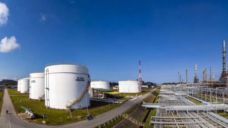 Bộ Công Thương yêu cầu 2 nhà máy lọc dầu tăng sản xuất xăng, chạy tối đa công suất