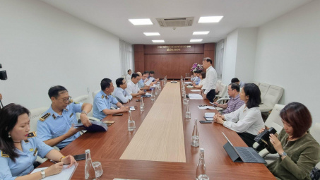 TP. Hồ Chí Minh đề nghị nới room tín dụng để khuyến khích doanh nghiệp tăng nhập xăng dầu