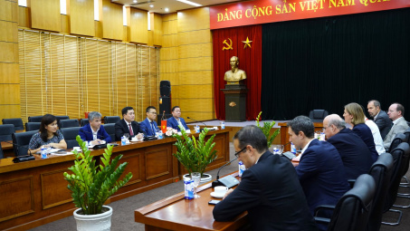 Bộ Công Thương tạo điều kiện hỗ trợ doanh nghiệp Áo đầu tư lĩnh vực Năng lượng tái tạo