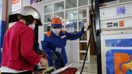 Kỳ điều hành 21/10/2022: Giá xăng E5RON92 tăng nhẹ 204 đồng/lít