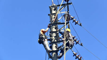 Tổng công ty Điện lực miền Bắc dẫn đầu điện thương phẩm trong toàn Tập đoàn