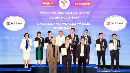 SeABank được vinh danh Top 10 Thương hiệu mạnh ngành Ngân hàng 2022