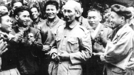 Tư tưởng Hồ Chí Minh về xây dựng Đảng trong sạch, vững mạnh, cán bộ, Đảng viên vừa là người lãnh đạo, vừa là người đầy tớ trung thành của nhân dân