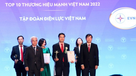 EVN được vinh danh TOP 10 Thương hiệu mạnh Việt Nam 2022