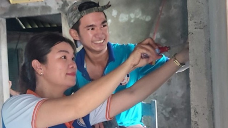 HueIC: Ngày chủ nhật của kỹ năng nghề và tấm lòng dành tặng người neo đơn