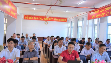 Nâng cao năng lực quản lý cấp trung tại Nhôm Đắk Nông
