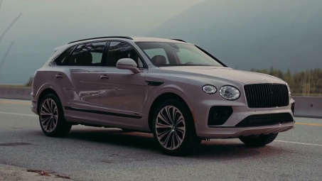 Chi tiết Bentley Bentayga EWB 2023: Giá từ 19 tỷ đồng tại Việt Nam
