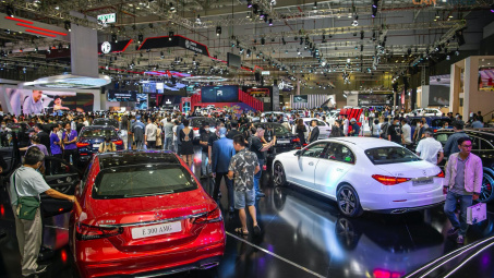 Đầu năm mới, Mercedes-Benz Việt Nam tăng giá một loạt các mẫu xe