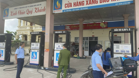 Xử phạt hành chính 80 triệu đồng doanh nghiệp bán dầu DO cao hơn giá niêm yết