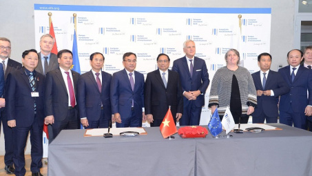 Tập đoàn Điện lực Việt Nam và EIB ký kết biên bản ghi nhớ