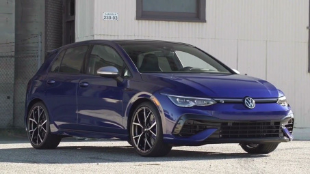 Chi tiết Volkswagen Golf R 2023: Phiên bản đặc biệt kỷ niệm 20 năm chiếc xe ra đời