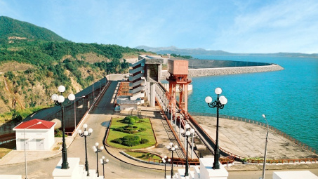 Công ty Thủy điện Ialy đạt mốc sản xuất 100 tỷ kWh điện