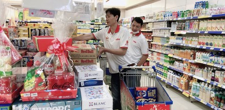 Co.opmart Biên Hòa đồng hành cùng người lao động sắm Tết