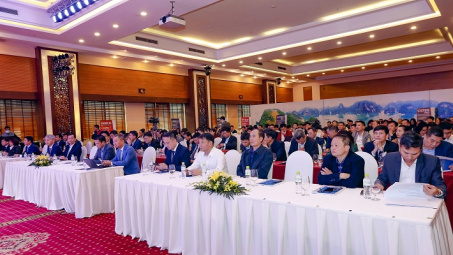 Hóa dầu Petrolimex: Trao đổi kinh nghiệm và triển khai công tác kinh doanh năm 2023