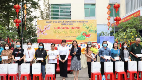 EVNGENCO3: Hỗ trợ mang Tết đến các gia đình kho khăn tại TP. Thủ Đức