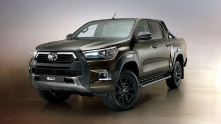 Chi tiết Toyota Hilux Rogue 2023: Vận hành ổn định hơn, êm ái hơn