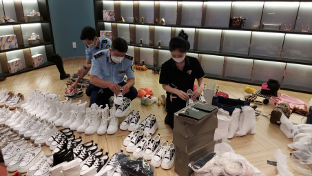 Phát hiện nhiều vi phạm tại cửa hàng thời trang “TRANG NEMO STYLE”