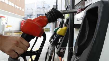 Nhật Bản lần thứ hai xả dầu thô trong kho dự trữ