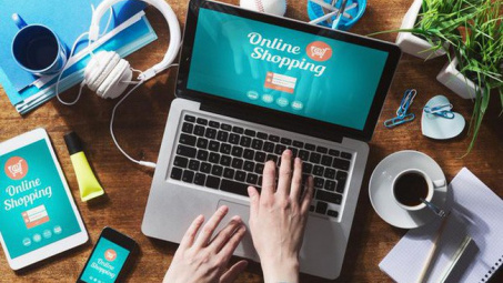Những tiện ích và rủi ro từ mua sắm trực tuyến trong bối cảnh dịch bệnh Covid-19 ở nước ta hiện nay