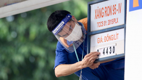 Giá xăng Việt Nam đang ở vị trí nào trên thế giới?