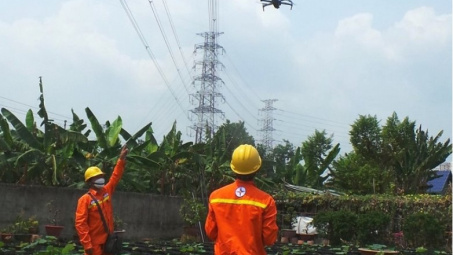 Hiệu quả ứng dụng Flycam trong công tác quản lý vận hành đường dây truyền tải điện