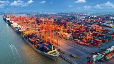 Xuất siêu 93 triệu USD trong nửa đầu tháng 3