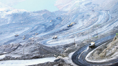 TKV đẩy mạnh sản xuất, chế biến tiêu thụ than