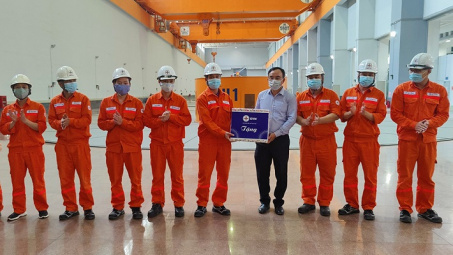 Chủ tịch HĐTV EVN làm việc tại Công ty Thủy điện Sơn La