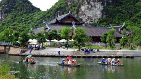 Khai thác du lịch tâm linh từ khía cạnh các công ty du lịch