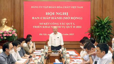 Đảng ủy VINACHEM: Chủ động điều hành tái cơ cấu sản xuất theo tín hiệu thị trường