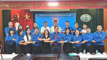 Tuổi trẻ Viện Hóa học Công nghiệp Việt Nam “xung kích, sáng tạo, tích cực nghiên cứu và sản xuất”