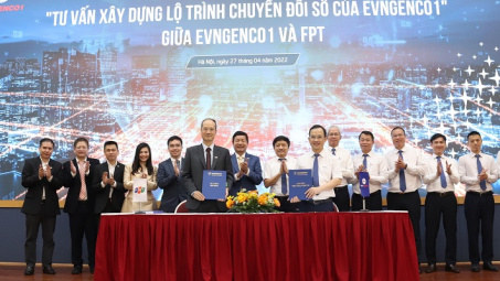 EVNGENCO1 tiếp nhận sản phẩm "Tư vấn xây dựng lộ trình chuyển đổi số” từ FPT