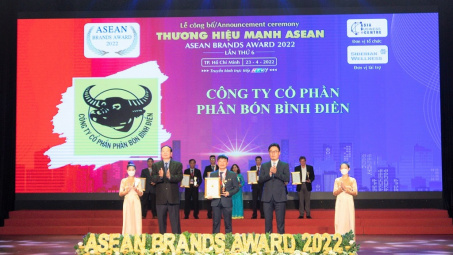 Công ty Cổ phần Phân bón Bình Điền lần thứ tư đạt Top 10 Thương hiệu mạnh ASEAN