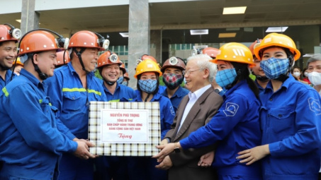 Tổng Bí thư Nguyễn Phú Trọng thăm công nhân ngành than Quảng Ninh