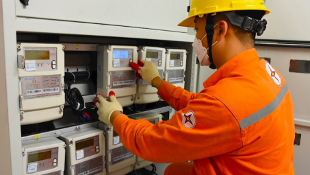 EVNHANOI thử nghiệm hạ tầng đo đếm sử dụng công tơ điện tử thông minh