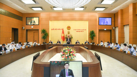 Khai mạc Phiên họp thứ 11 của Ủy ban Thường vụ Quốc hội