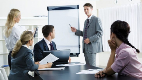 Phát triển nguồn nhân lực ở Thành phố Hồ Chí Minh và thành phố Hà Nội: Bài học kinh nghiệm cho tỉnh Bình Dương