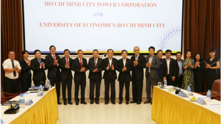 EVNHCMC và Trường Đại học Kinh tế TP.HCM hợp tác phát triển nguồn nhân lực