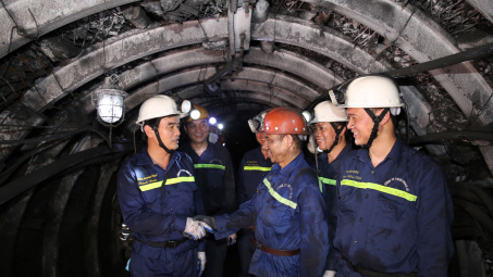 TKV sôi nổi khí thế thi đua tháng 5