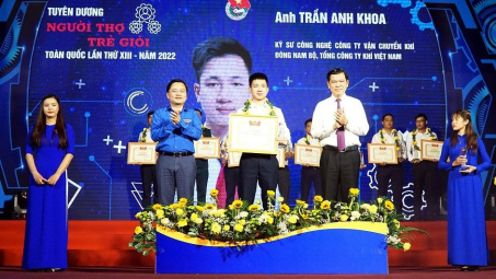 Kỹ sư trẻ Trần Anh Khoa - PV GAS là gương mặt trẻ Dầu khí được tuyên dương “Người thợ trẻ giỏi” toàn quốc năm 2022