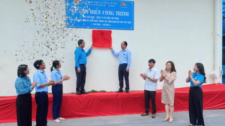 Công ty CP Tiên Hưng: Chính thức gắn biển công trình Nhà sản xuất