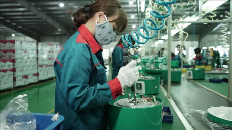 Sản xuất kinh doanh phục hồi nhanh, giải ngân vốn đầu tư tăng