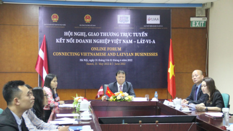 Giao thương trực tuyến kết nối doanh nghiệp Việt Nam và Lát-vi-a