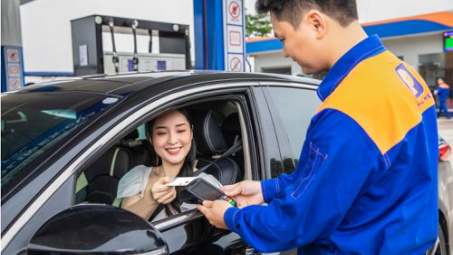 Petrolimex triển khai thanh toán thẻ không tiếp xúc Visa tại mạng lưới bán lẻ xăng dầu trên toàn quốc