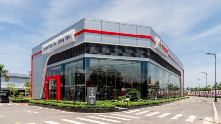 Toyota Việt Nam ra mắt Toyota Tiến Thu Quảng Ngãi