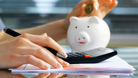 Giải pháp phát triển dịch vụ tài chính cá nhân ở Việt Nam