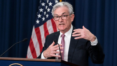 FED tăng lãi suất mạnh nhất gần 30 năm