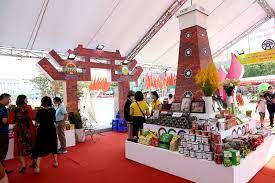 Chính thức khai mạc Festival nông sản, sản phẩm OCOP gắn kết du lịch Hà Nội 2022