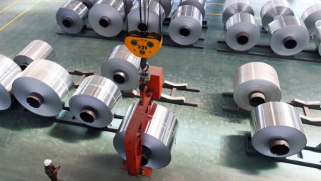 Giá hàng loạt kim loại công nghiệp lao dốc mạnh khi rủi ro suy thoái kinh tế toàn cầu ngày càng cao